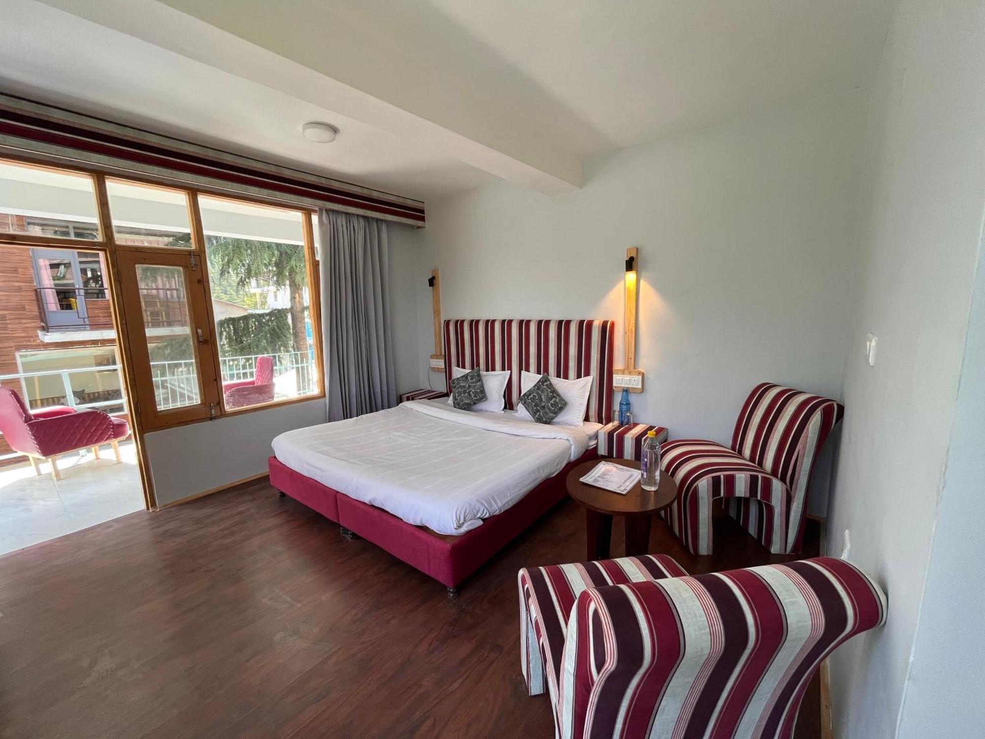 Hotel English Rose, #Personal Parking, #Petfriendly, #Garden, #Bonfire Under The Stars Manali  Luaran gambar