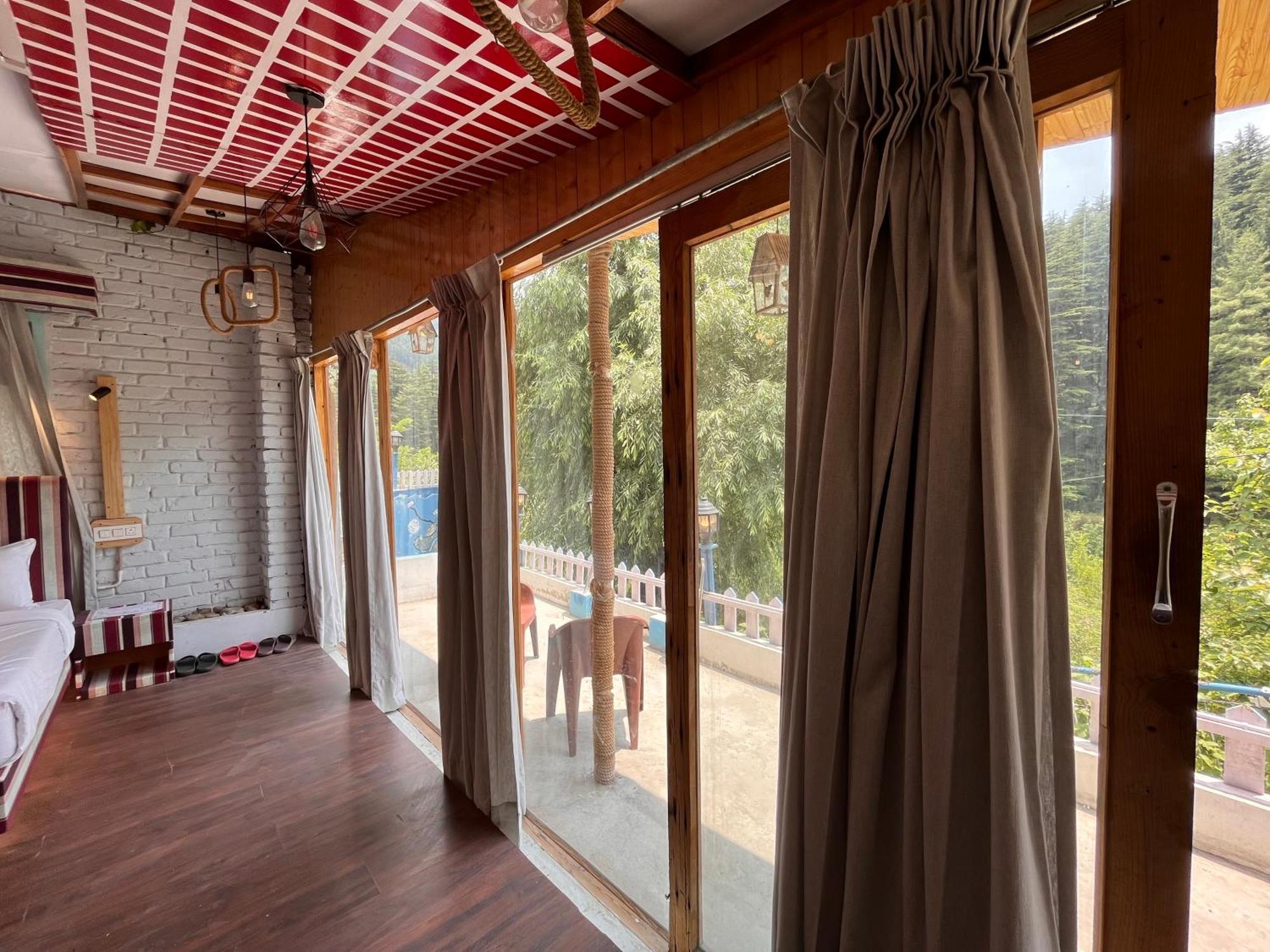 Hotel English Rose, #Personal Parking, #Petfriendly, #Garden, #Bonfire Under The Stars Manali  Luaran gambar