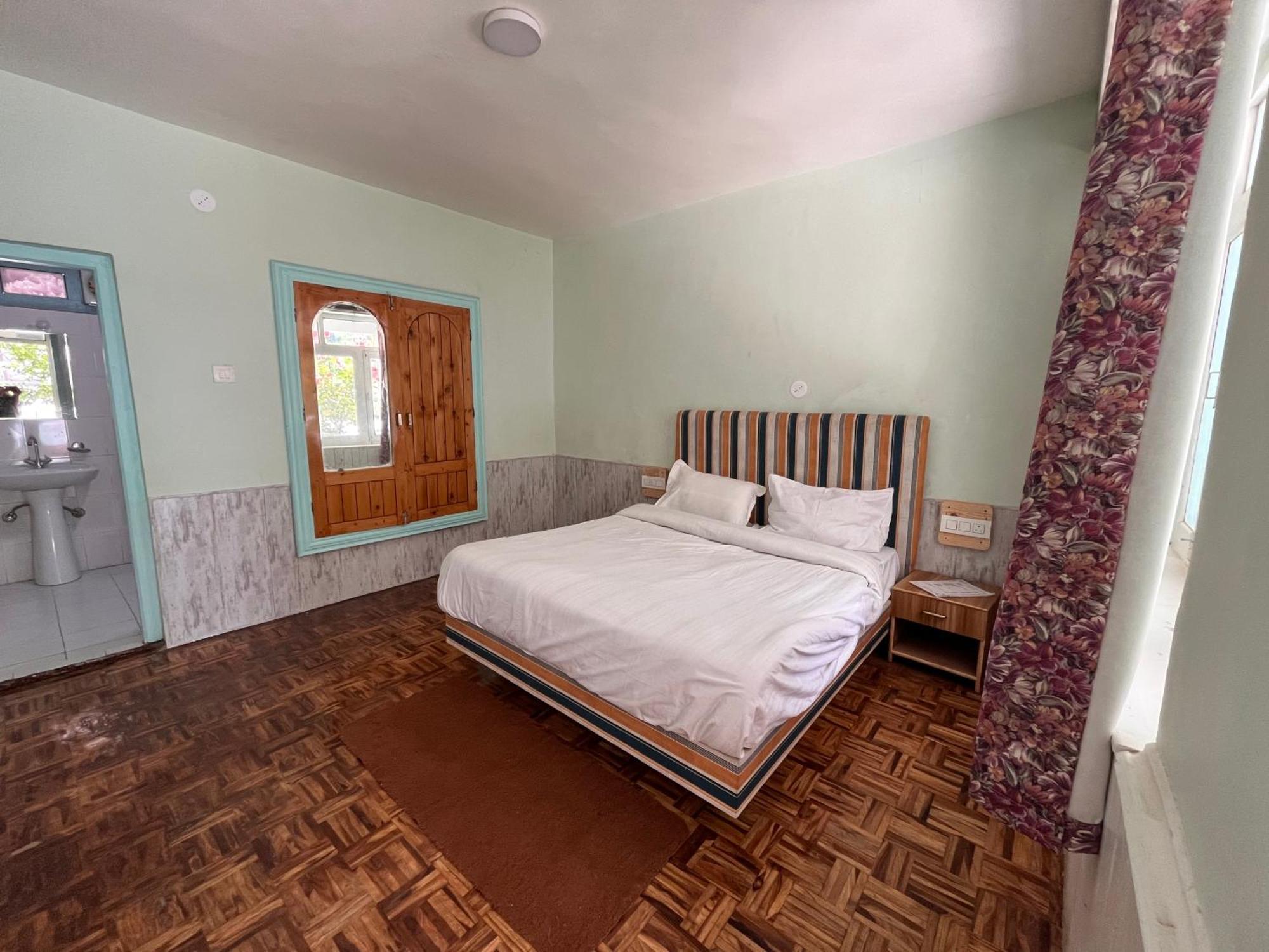 Hotel English Rose, #Personal Parking, #Petfriendly, #Garden, #Bonfire Under The Stars Manali  Luaran gambar