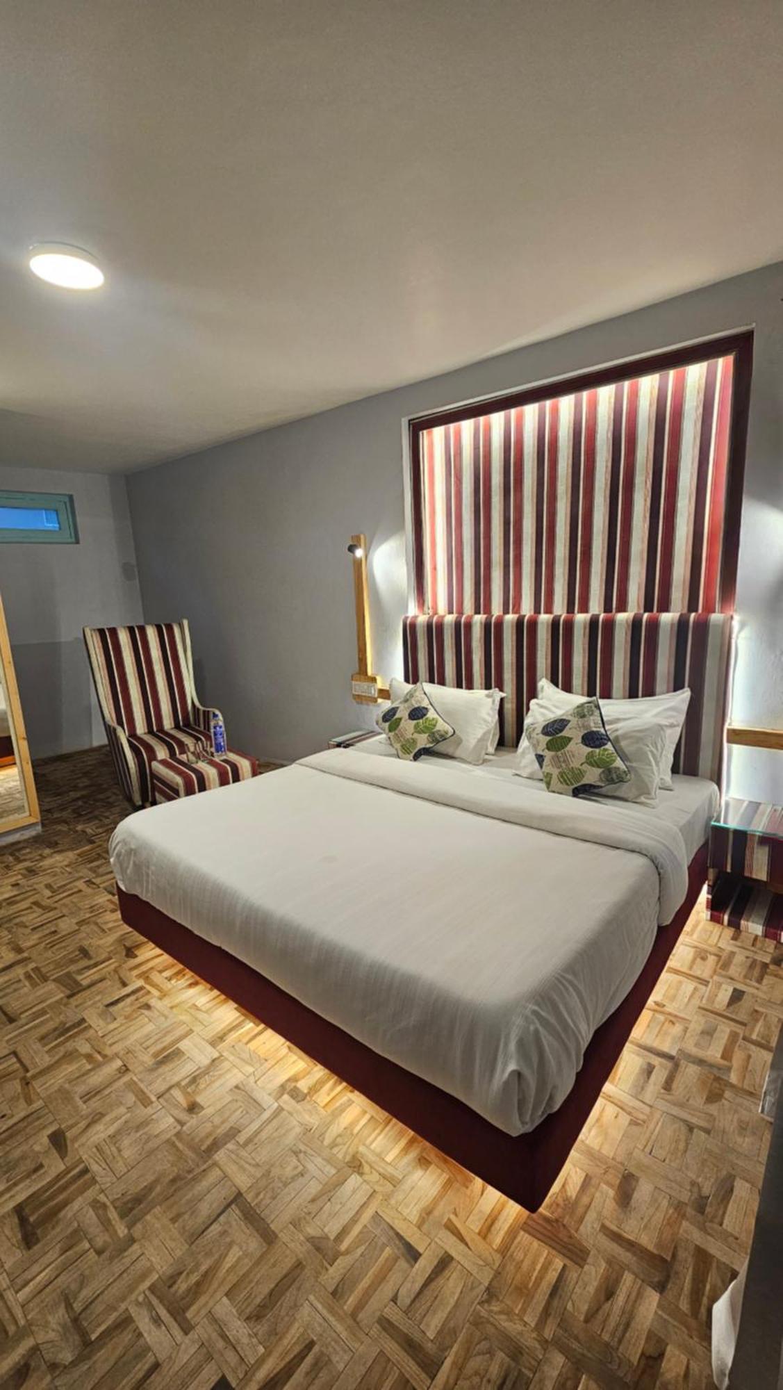 Hotel English Rose, #Personal Parking, #Petfriendly, #Garden, #Bonfire Under The Stars Manali  Luaran gambar