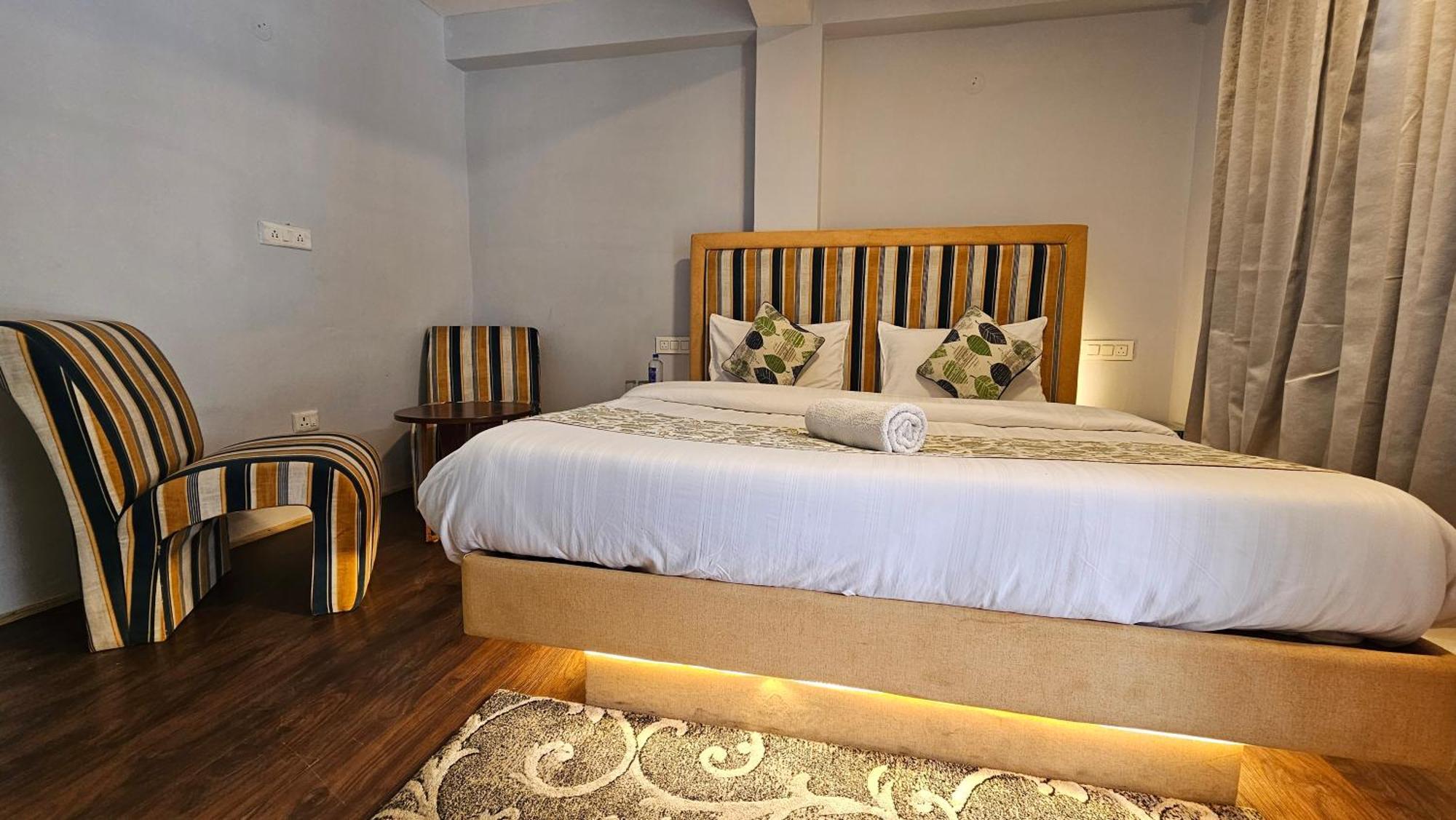 Hotel English Rose, #Personal Parking, #Petfriendly, #Garden, #Bonfire Under The Stars Manali  Luaran gambar